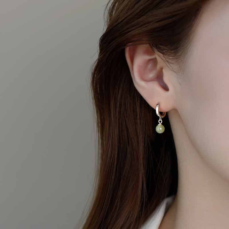 Chavri Runde Jade Perlen Wohlstand Ohrringe