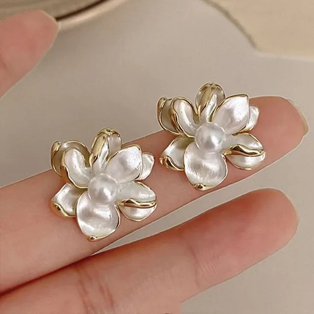 Adolph Trending Bee Artistic Flower Ohrringe Korean Elegant Günstige Ohrringe für Damen Modeschmuck Geschenke Neu - Ohrringe