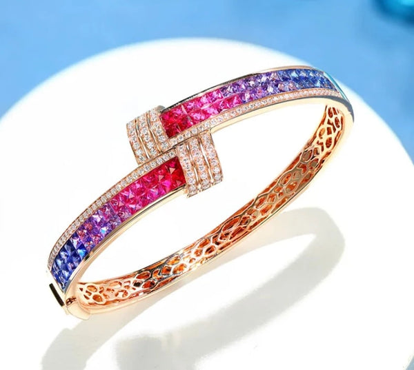 Armband aus 18 Karat Gelbgold mit natürlichem Diamant und buntem Edelstein