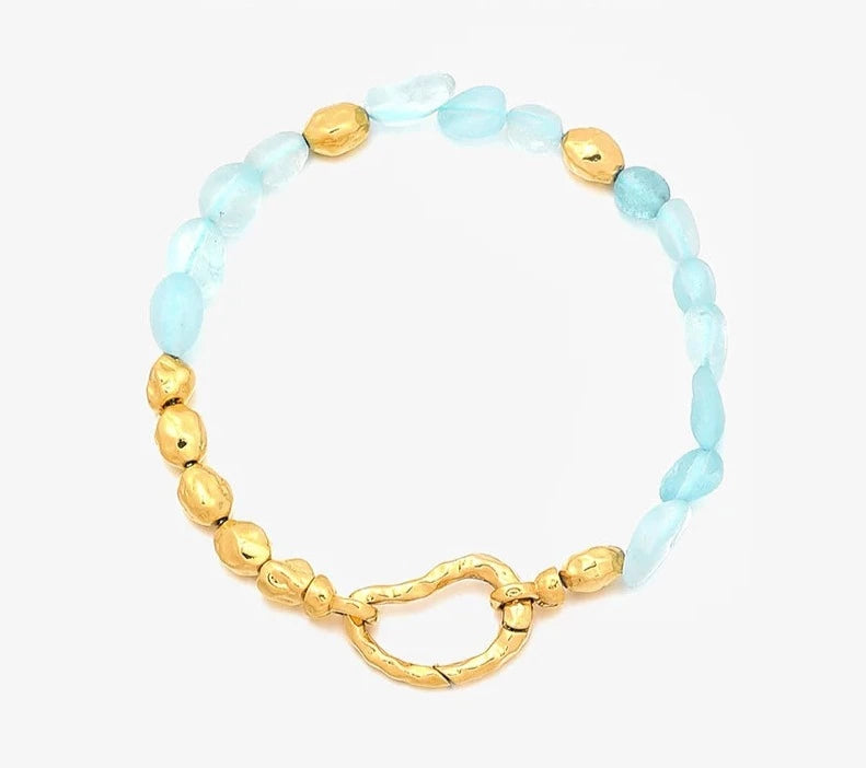 Blaues Saphir-Armband mit 18-Karat-Vergoldung