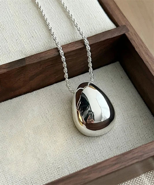 Bilandi Modischer Schmuck - Einfaches, zartes Design mit glattem Metall-Tropfenanhänger für Frauen - Partygeschenk - Dropshipping