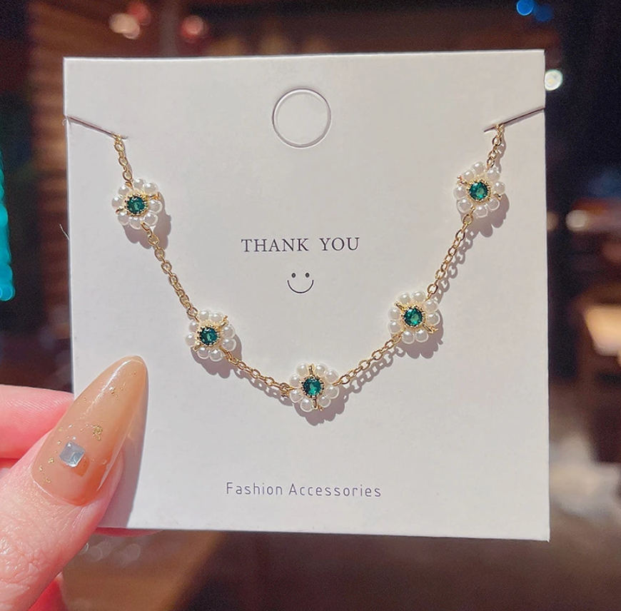 Blumenperlen Armband