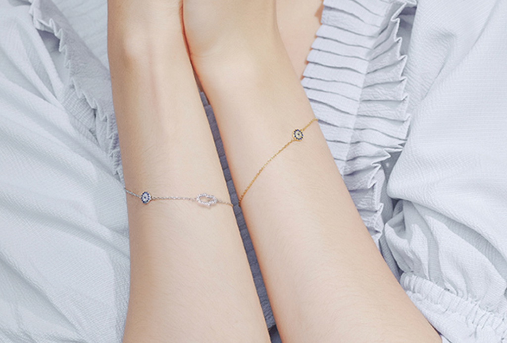 Nazar Armband mit Fatima Hand Gitzer