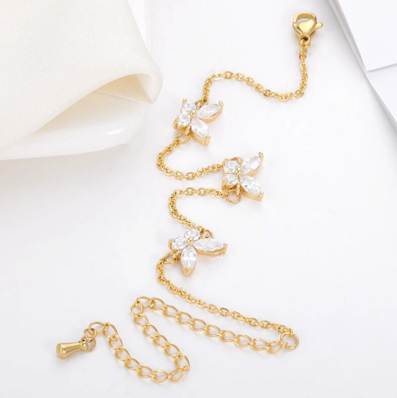 Filigranes Armband mit Glitzer Schmetterlingen I Gold