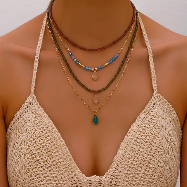 Böhmisches mehrschichtiges handgemachtes Perlenketten-Set mit Quasten und buntem Kristallanhänger für Damen Accessoires