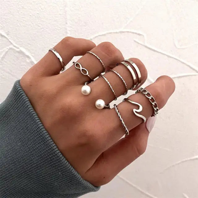 Vintage Bohemian Ring Set for Women with Geometric Star Design