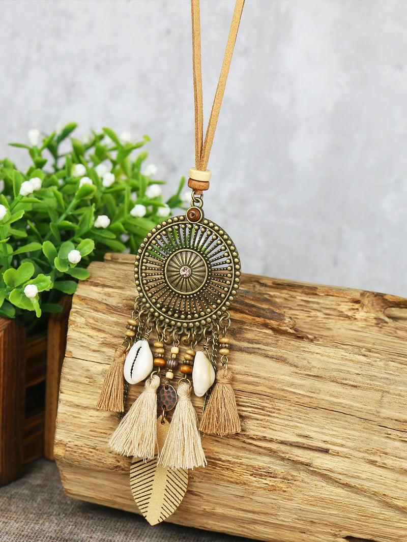 Boho-Stil langer Halskette mit Quastenmuschelanhänger, ethnische Retro-Urlaubs-Halskette für Damen