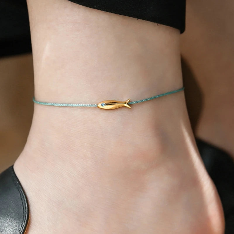Boho Süße Fisch Fußkettchen für Frauen Bohemian Blaues Seil Modisches Einfaches Design Sommer Strand Glücksschmuck