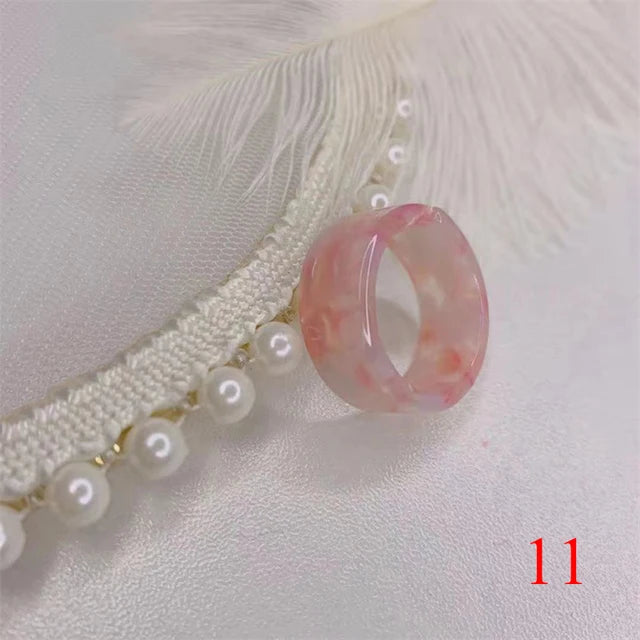 Süße, verstellbare Harzringe in Retro-Geometrie für Mädchenparty-Schmuck