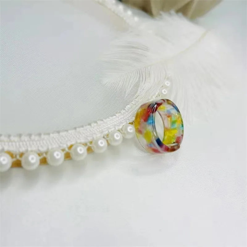 Süße, verstellbare Harzringe in Retro-Geometrie für Mädchenparty-Schmuck