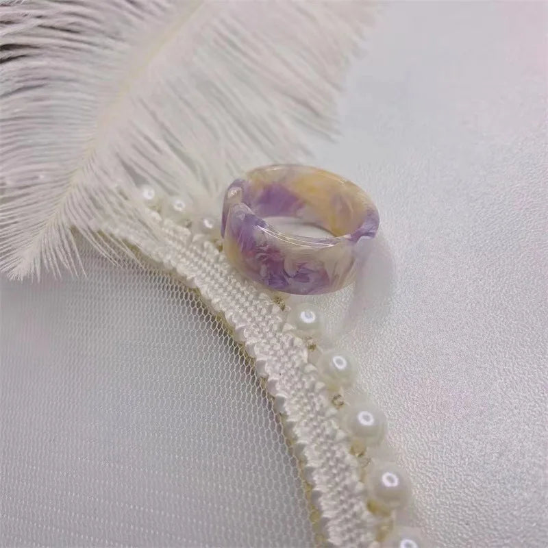 Süße, verstellbare Harzringe in Retro-Geometrie für Mädchenparty-Schmuck