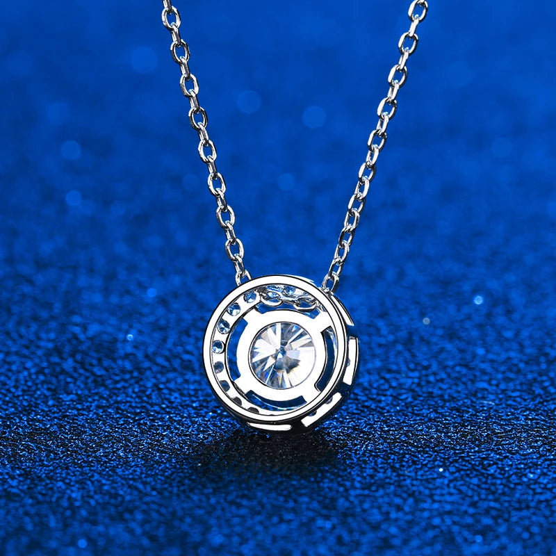 Damen VVS Diamant Halskette | Runde Diamant Halskette mit Halo | Zertifizierte Diamant Halskette
