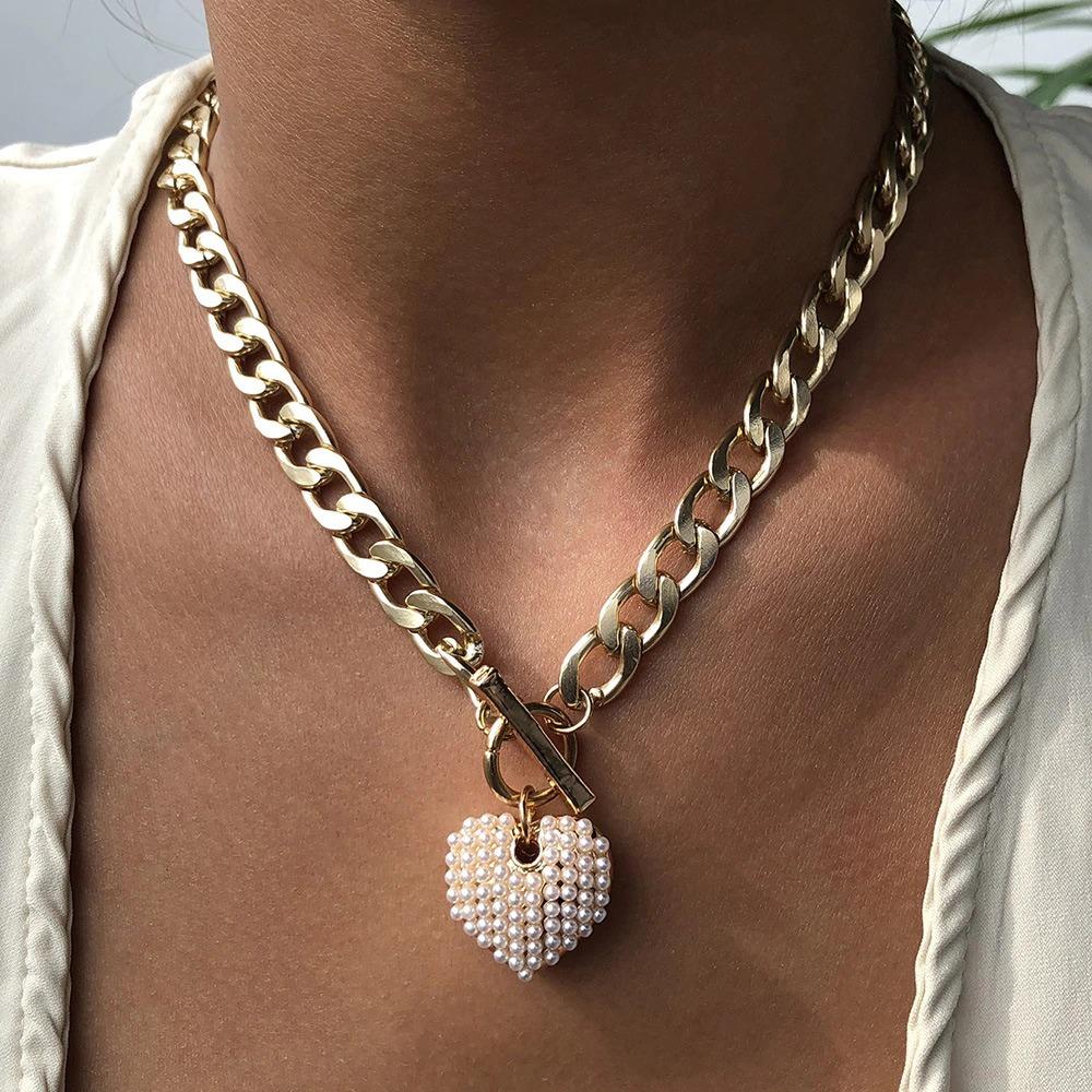 Klobige Goldene Kette Mit Perlenherz Anhängerkette