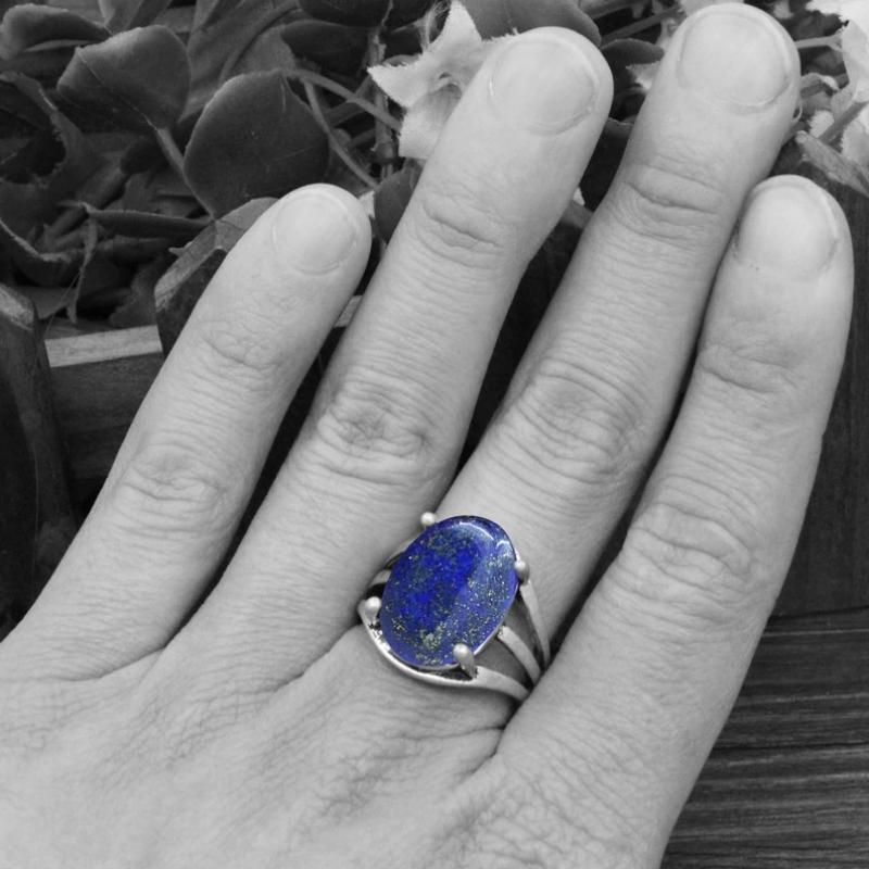 Klassische Ovale Form Erdsteinringe