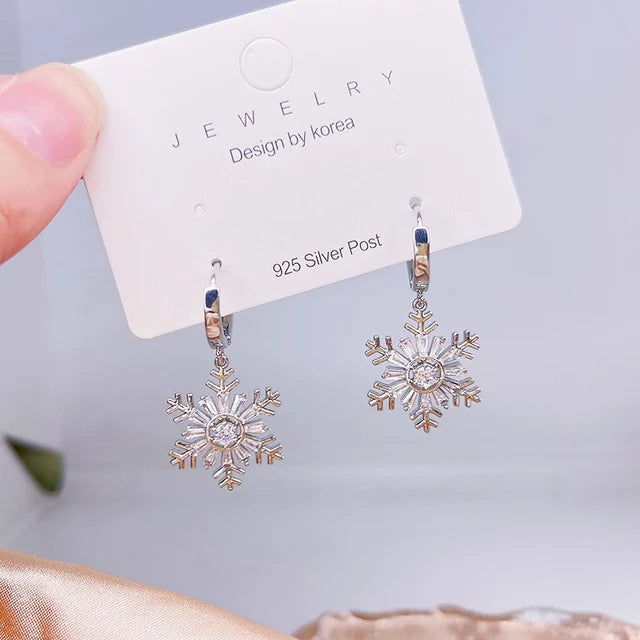 Bunte Zirkon Weihnachtsbaum Ohrringe für Frauen Funkelnde Kristall Schneeflocke Elch Ohrringe Mädchen Neujahrsfeiertag Schmuckgeschenke