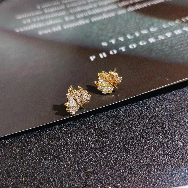 Luxus Ohrring mit Zirkon in Goldfarbe