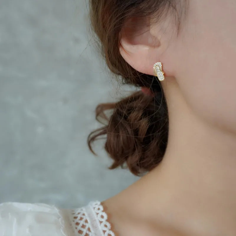 Luxus Ohrring mit Zirkon in Goldfarbe