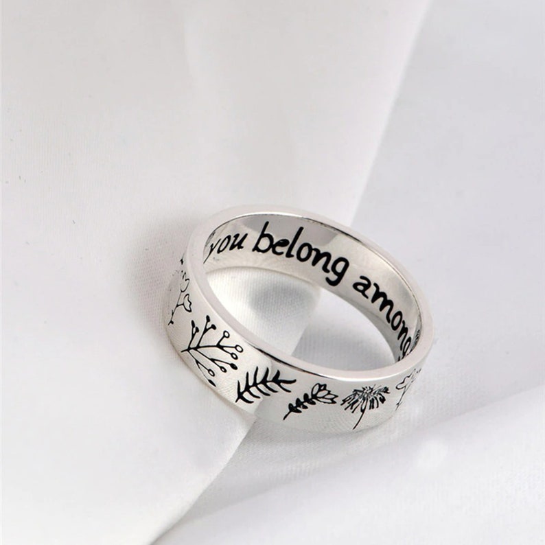 Zarte Handgeschnitzte Wilde Blütenring