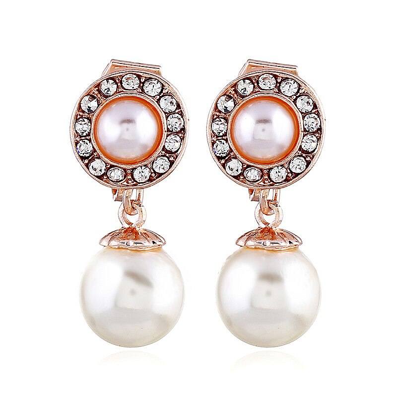 Eleganter Clip Auf Bejewelierten Ohrringen