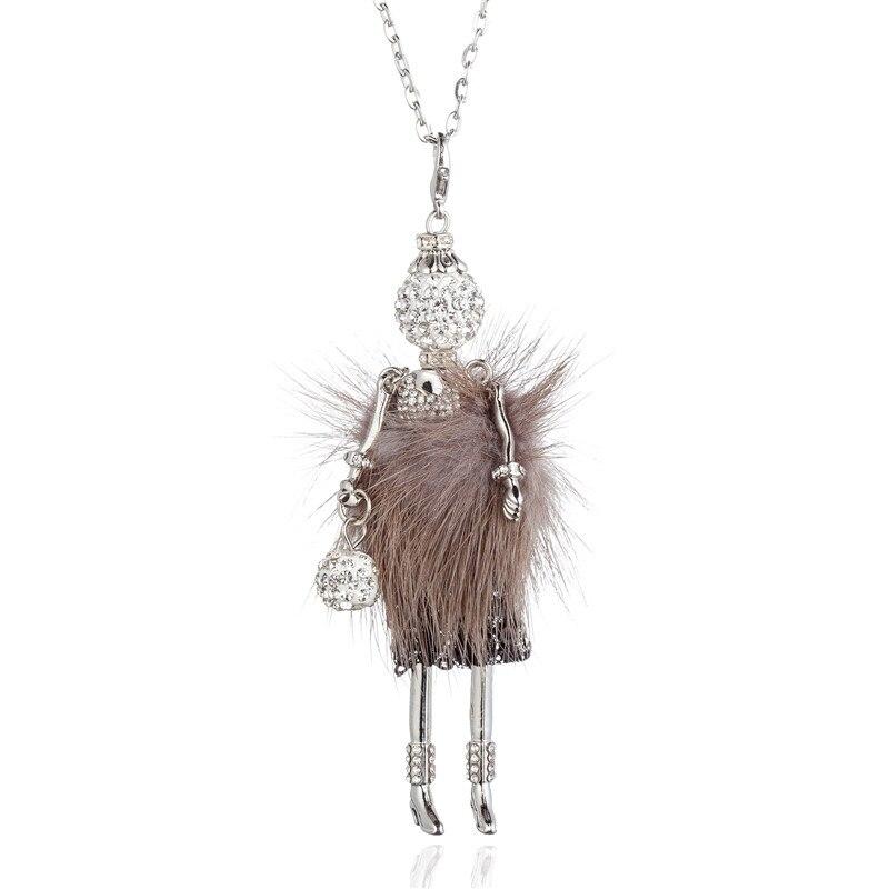 Elegante Pelzmantel Fashionista Puppe Perlen Long Halskette Spezielle Kollektion