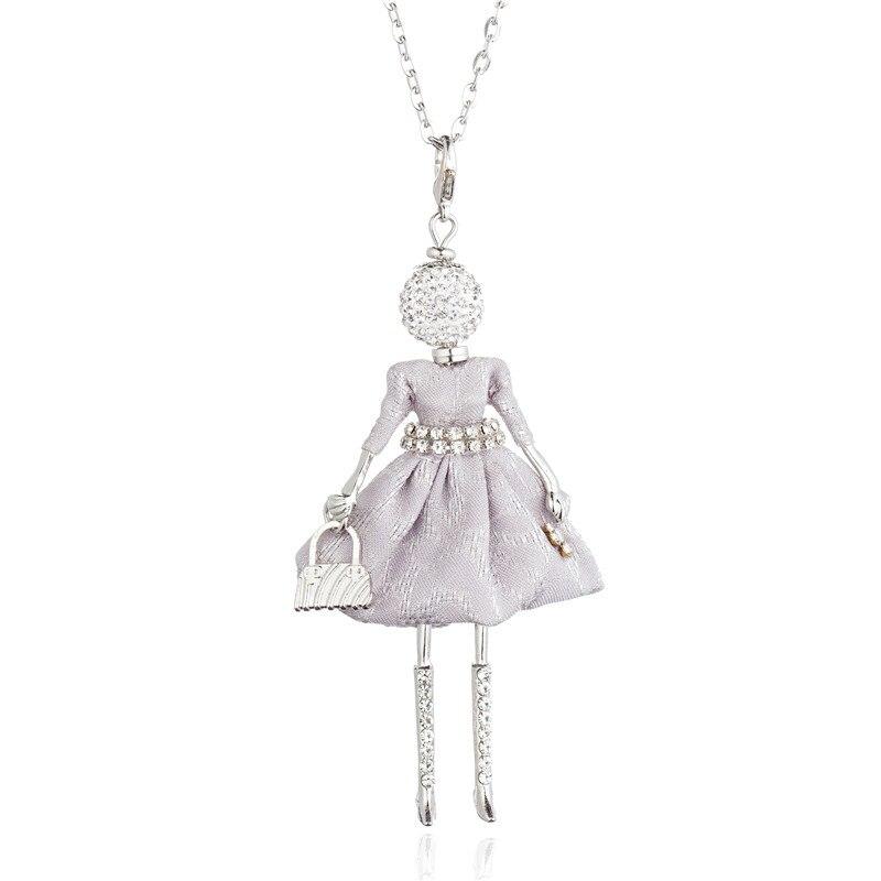 Elegante Pelzmantel Fashionista Puppe Perlen Long Halskette Spezielle Kollektion
