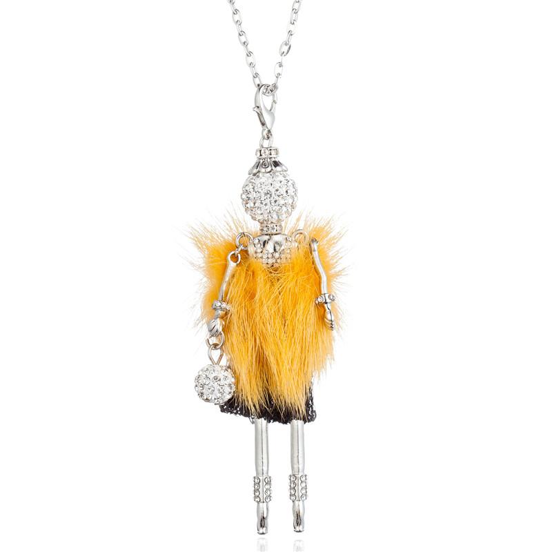 Elegante Pelzmantel Fashionista Puppe Perlen Long Halskette Spezielle Kollektion