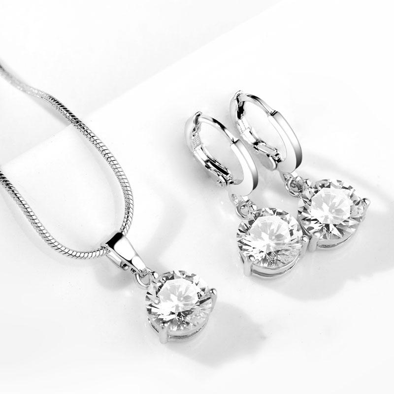 Elegante Runde Kubische Zirkonia Kristall Hypoallergene Halskette Und Ohrringe Set