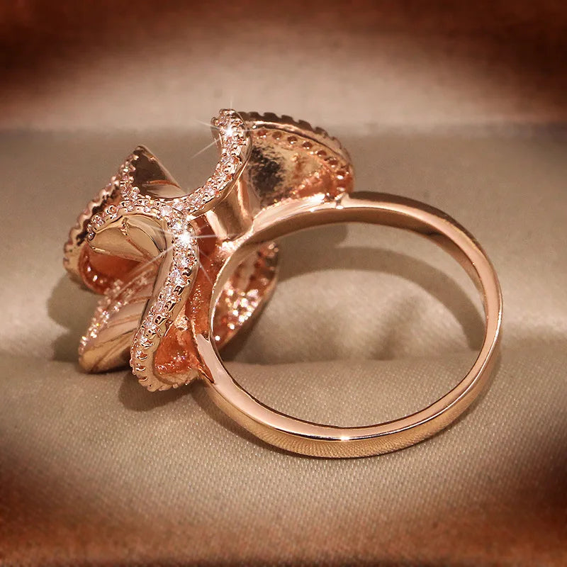 Eleganter S925 Silber Camellia Blumen AAA Zirkonia Eheringe für Frauen Roségoldfarbener Kristall Verlobung Brautschmuck