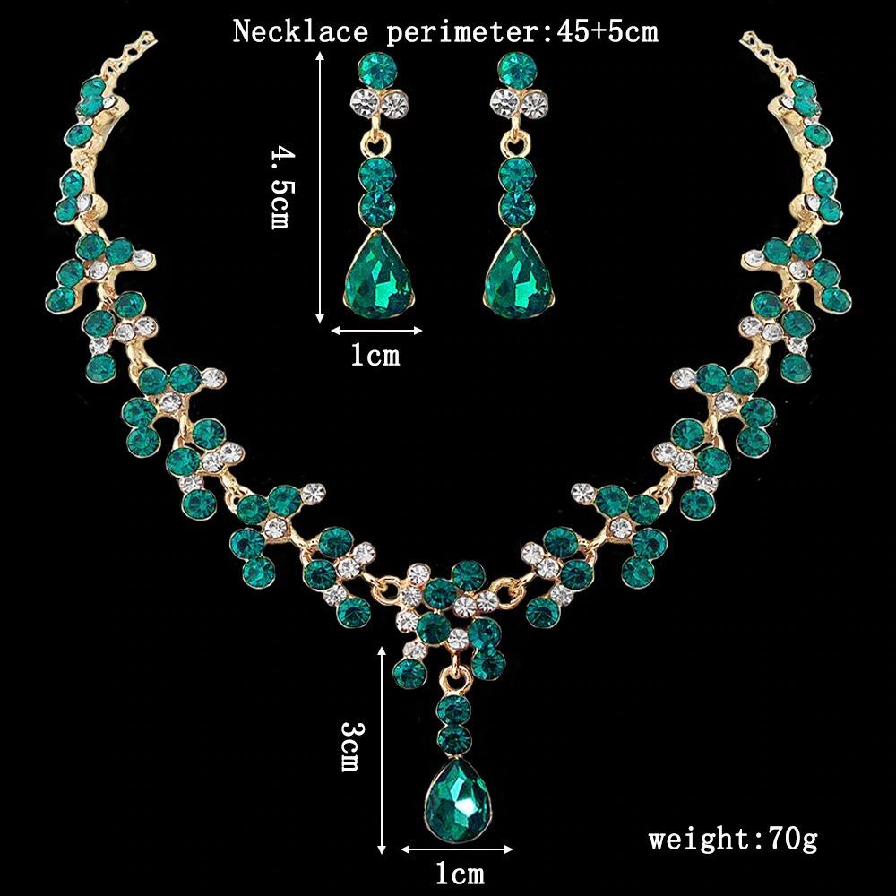 Bezaubernde Strasskette Und Ohrring Set