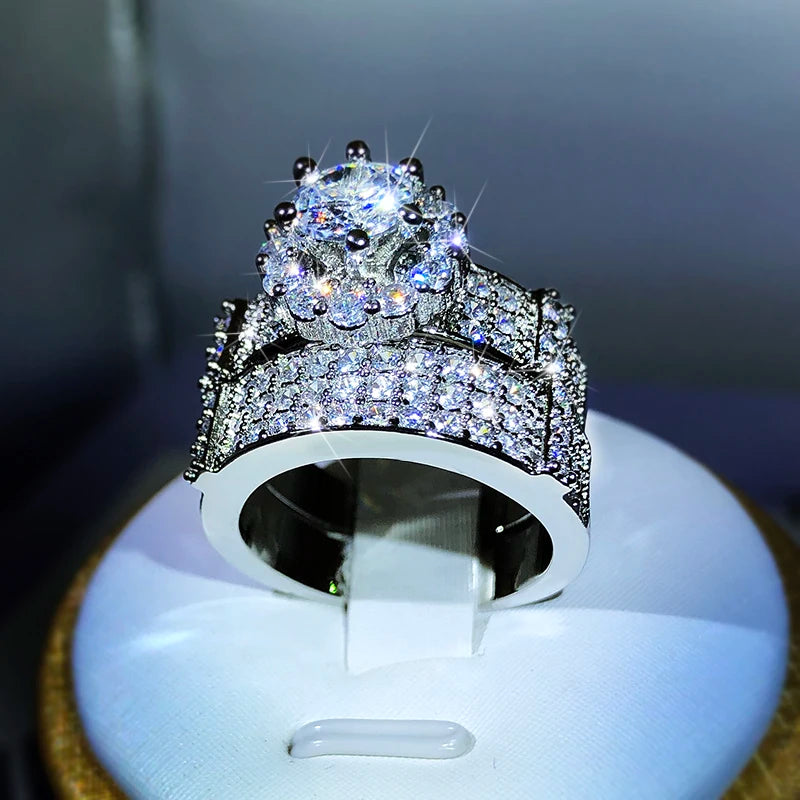 Eleganter Damenring mit weißem Zirkonia und Platinüberzug