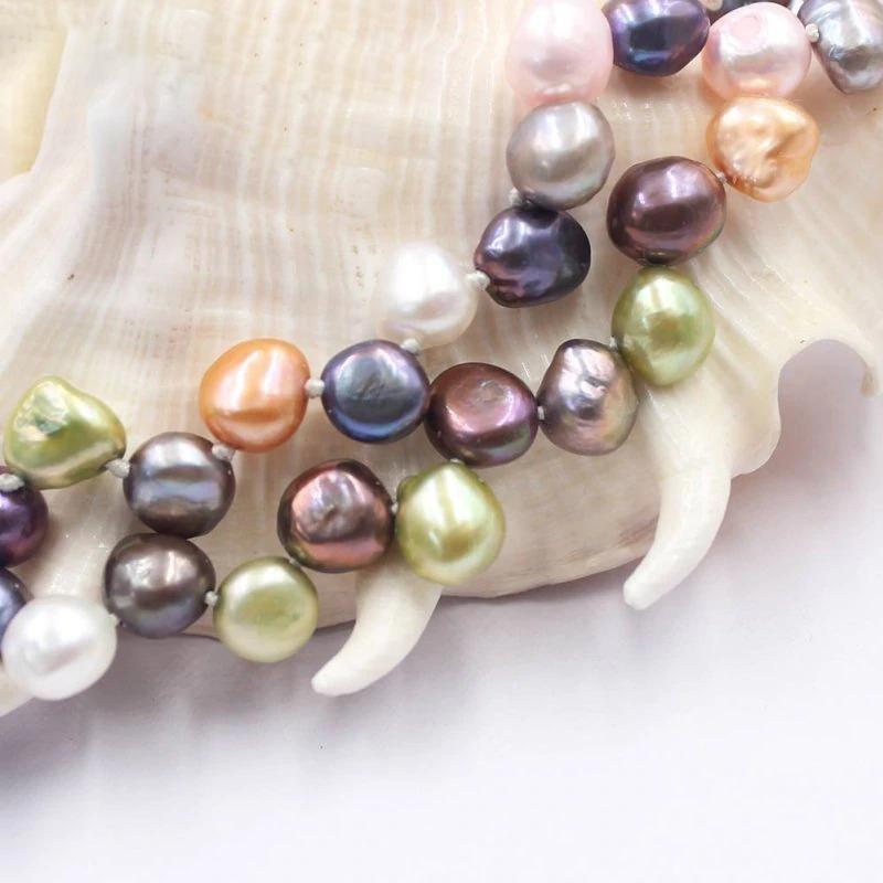Außergewöhnliche Und Elegante Mehrfarbige Perlenkette