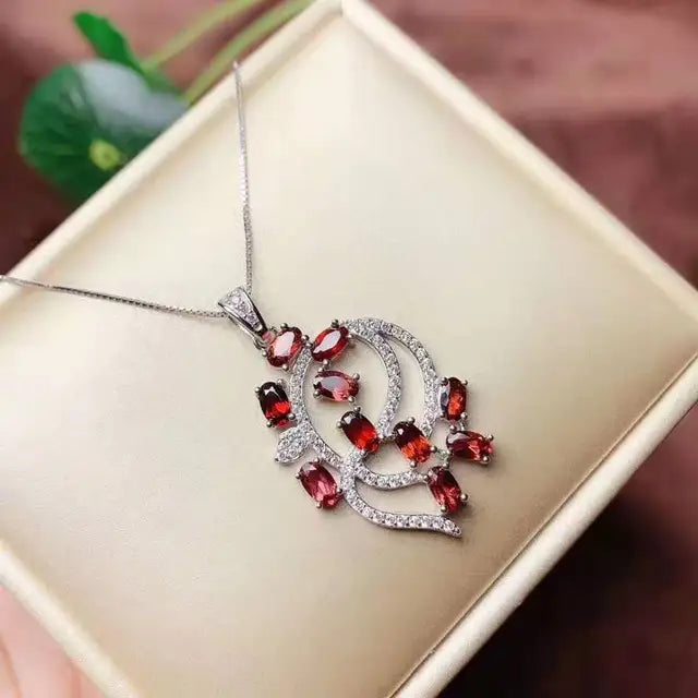 MeiBaPJ Damen Halskette mit geometrischem Anhänger aus S925 Sterlingsilber und natürlichen 3*5 Granat/Diopsid-Steinen