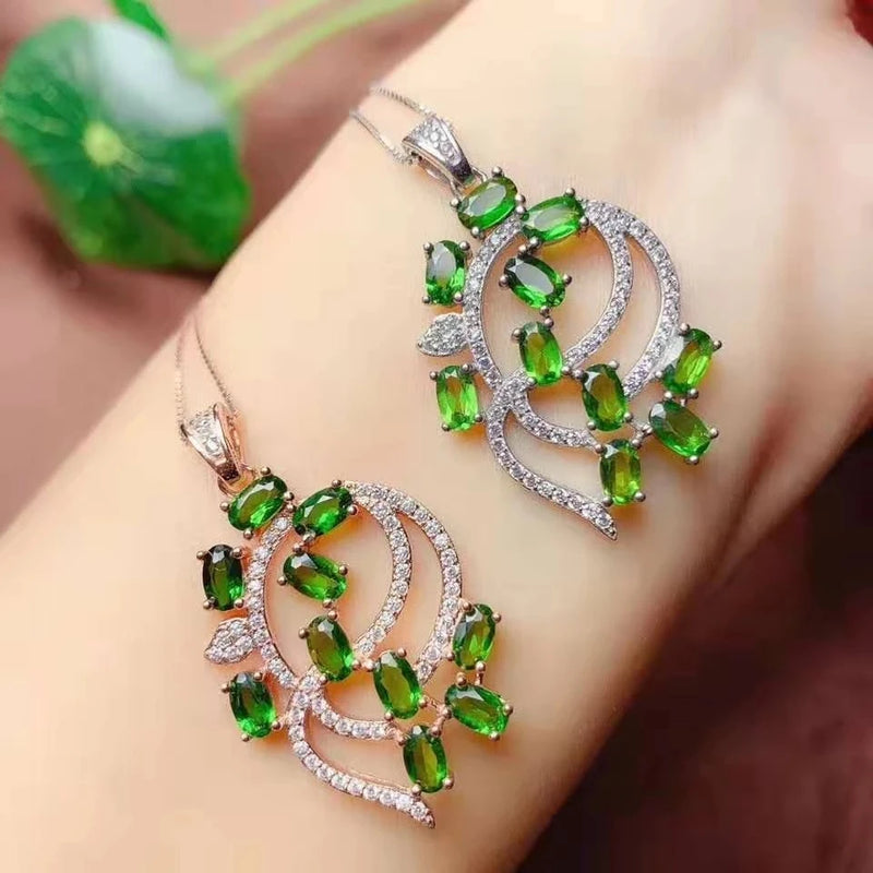 MeiBaPJ Damen Halskette mit geometrischem Anhänger aus S925 Sterlingsilber und natürlichen 3*5 Granat/Diopsid-Steinen