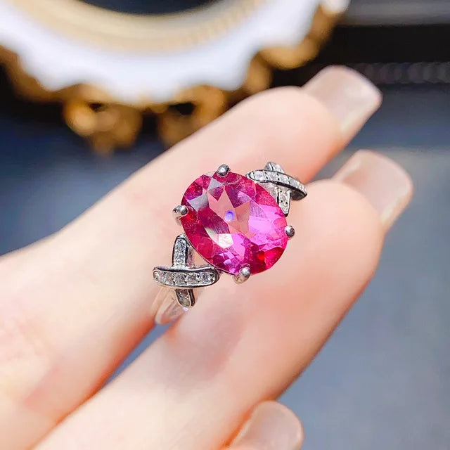 Eleganter feiner Modeschmuckring mit großem Natur-Saphir aus Sri Lanka