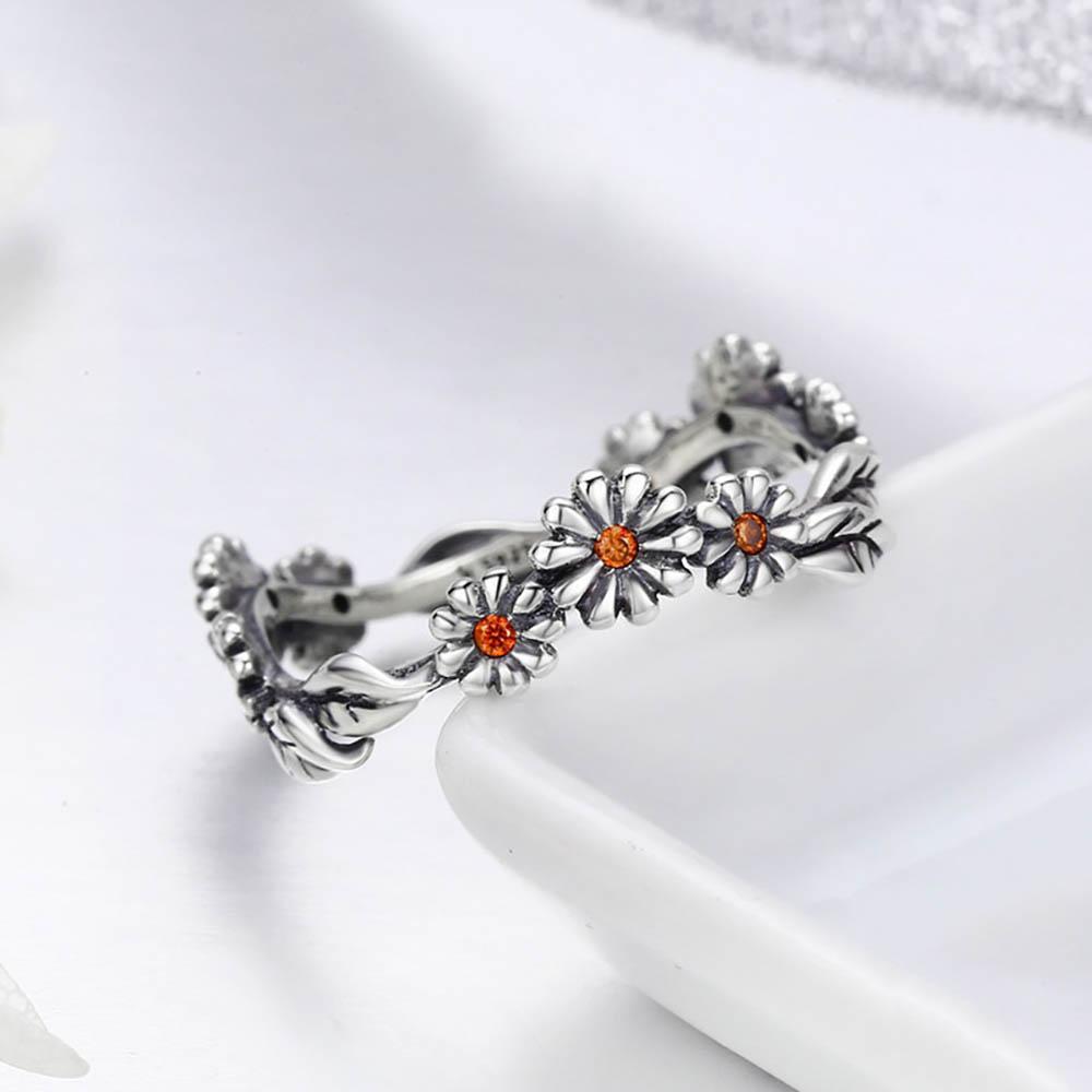 Blumenkrone Von Gänseblümchen Ring