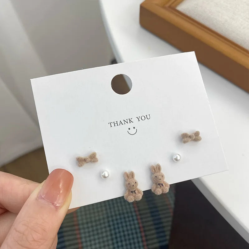 Braunes Samt-Bärenhasen-Ohrringset für Frauen und Mädchen