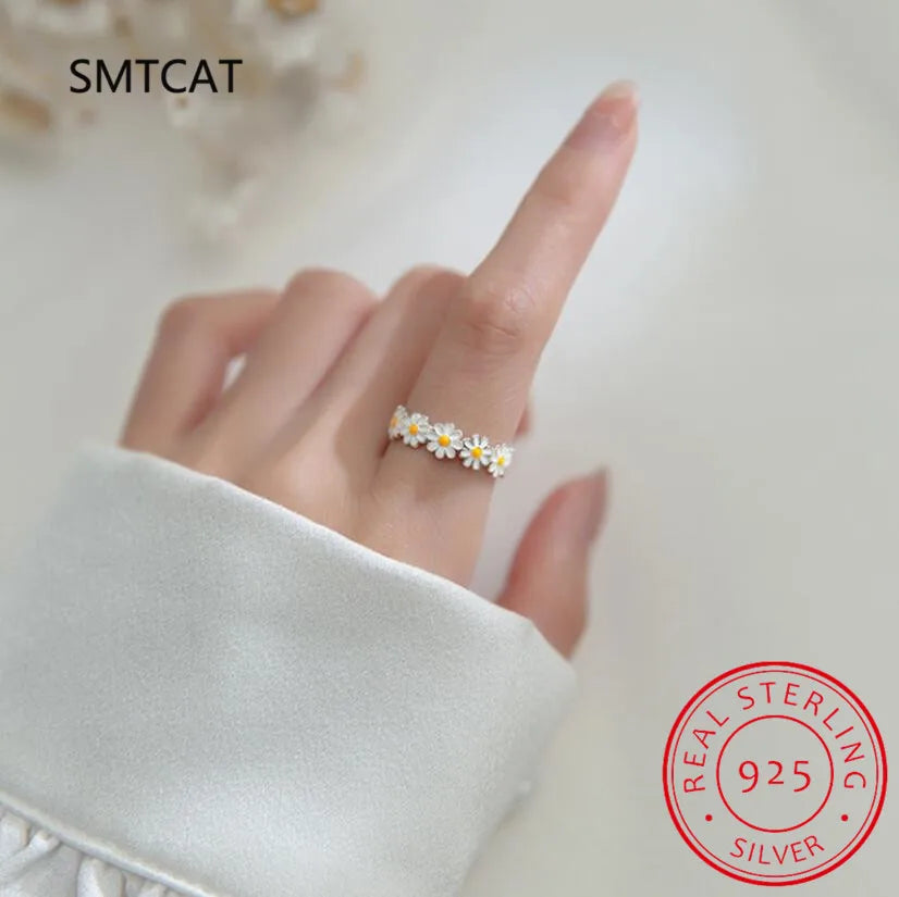 Verstellbarer Ring mit Silbermargarite aus 925er Sterlingsilber