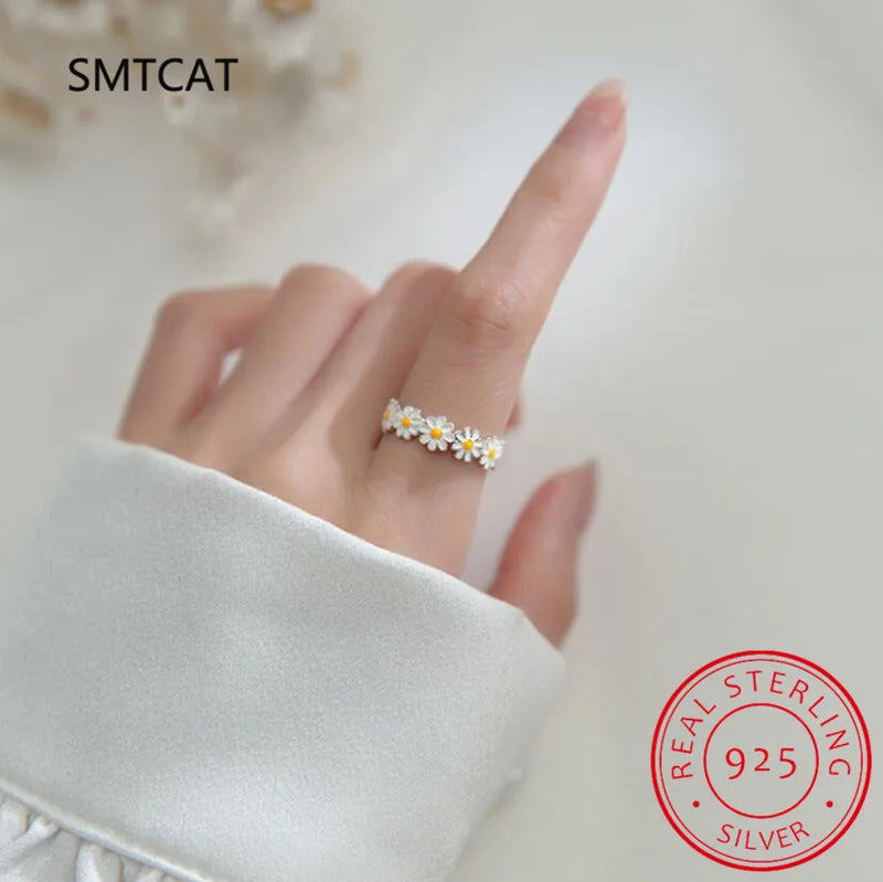 Verstellbarer Ring mit Silbermargarite aus 925er Sterlingsilber