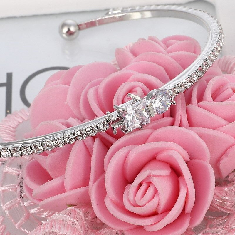 Glitzernder Schmetterling Strass Charm Manschetten Armbänder