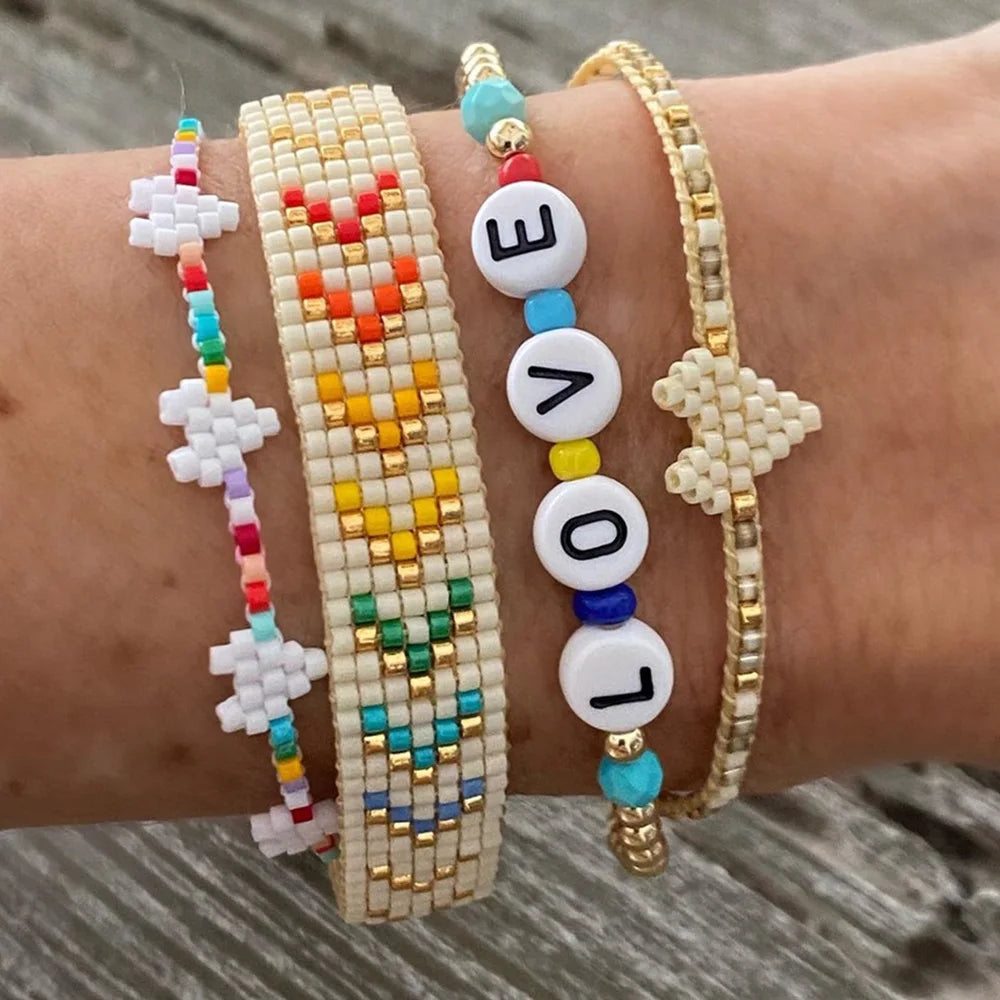 Boho Miyuki Herz Armband für Frauen - Handgemachter Freundschaftsschmuck als Valentinstagsgeschenk - Armbänder - Online-Shop