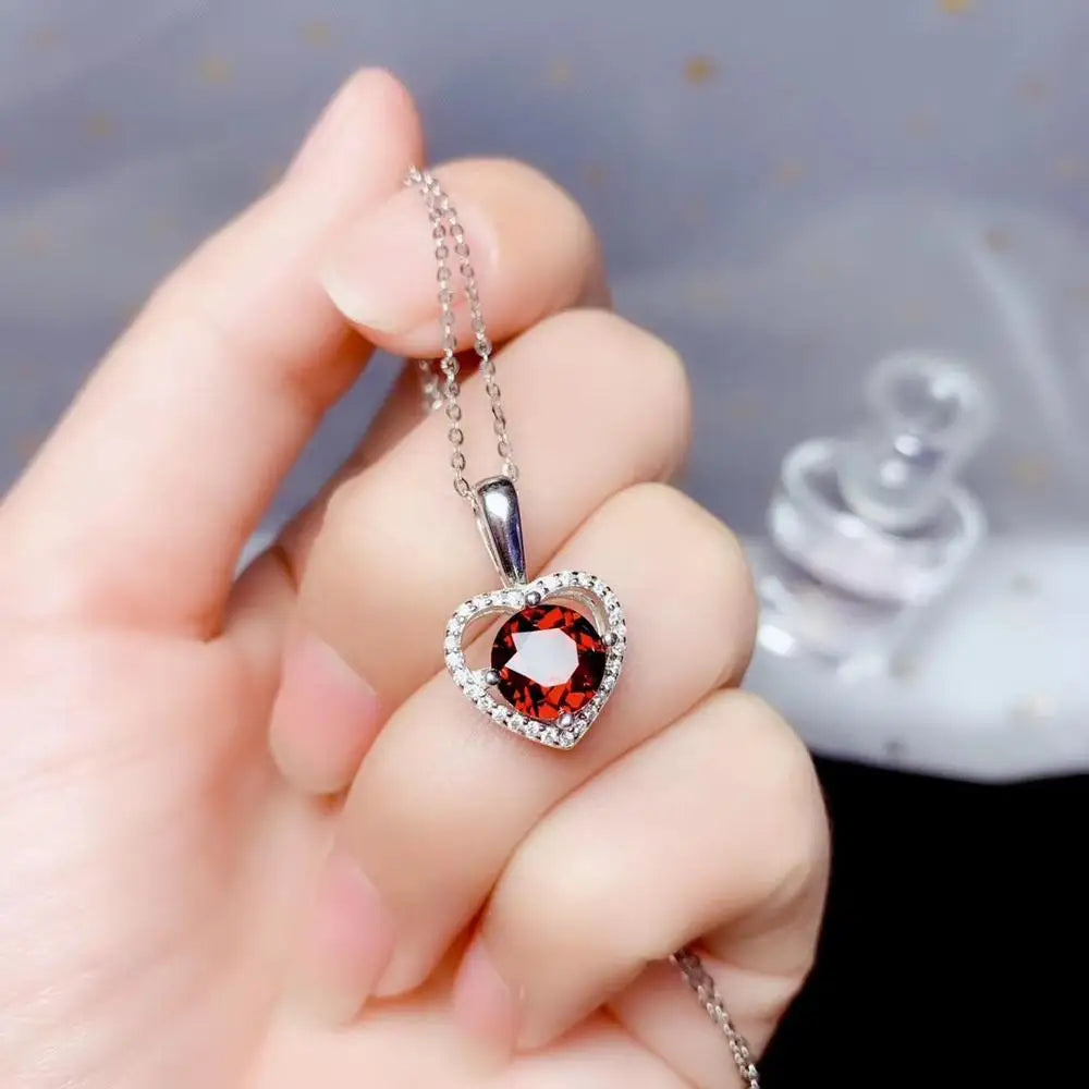 Strahlende Herz-Halskette