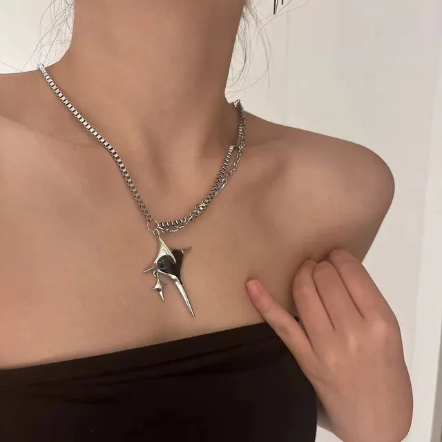 Schwarze Herz-Tropfen-Öl-Silberfarbene Sternohrringe Y2K Punk Hip Hop Halskette Personalisierter übertriebener Schmuck für Frauen