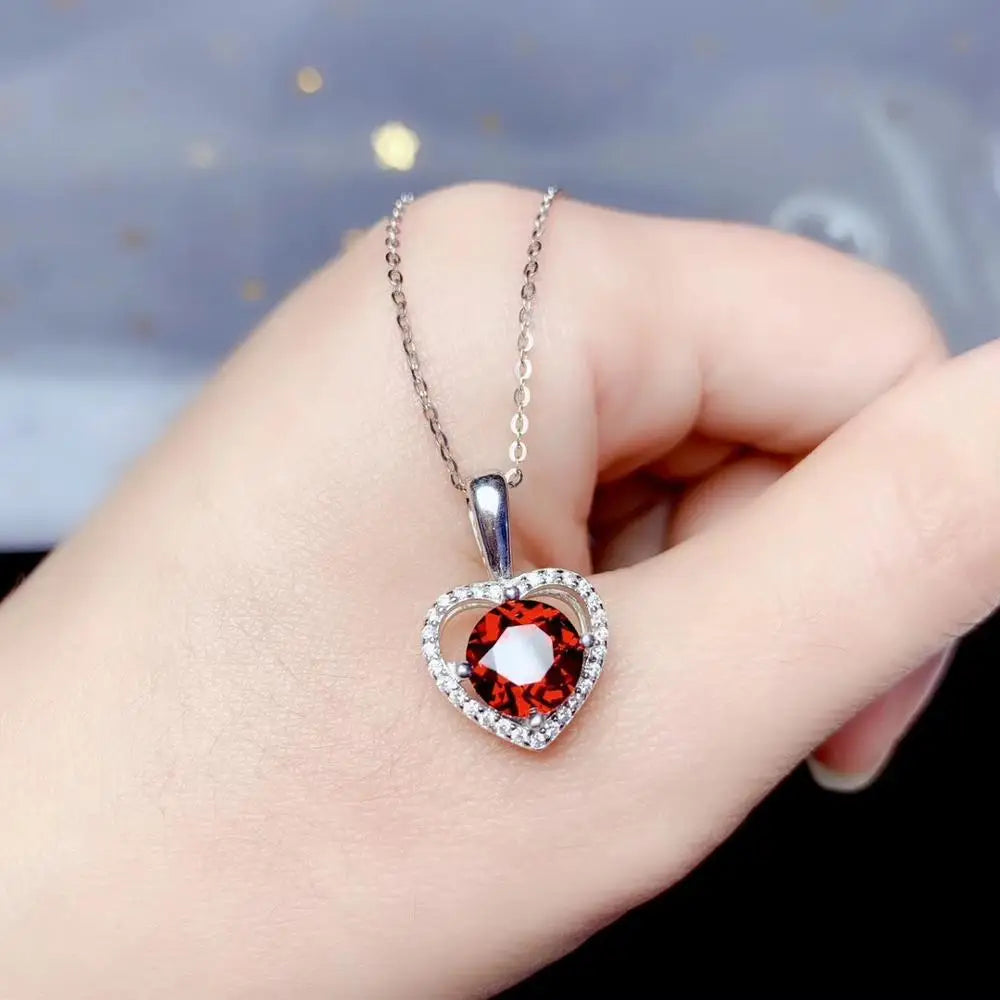 Strahlende Herz-Halskette