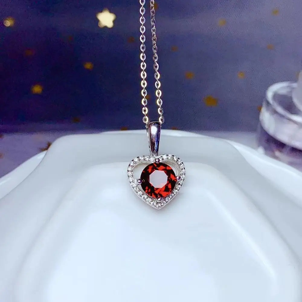 Strahlende Herz-Halskette