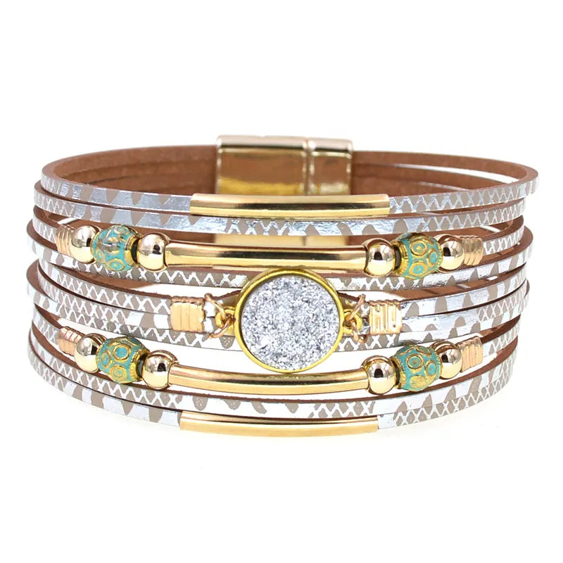 Wickelarmband aus Leder im Bohemien-Stil