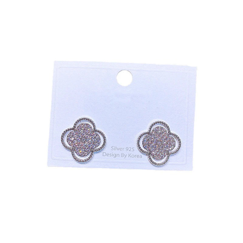 Stilvolle Kleeblatt Ohrstecker für Damen | Hochwertige Kristall Ohrstecker