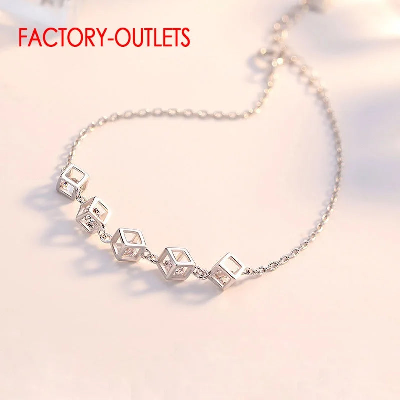 Schmucksets mit Würfelanhänger Halskette, Ohrringen, Armband und Ring aus hochwertigem 925er Sterlingsilber für Mädchen - Trendy und wunderschön