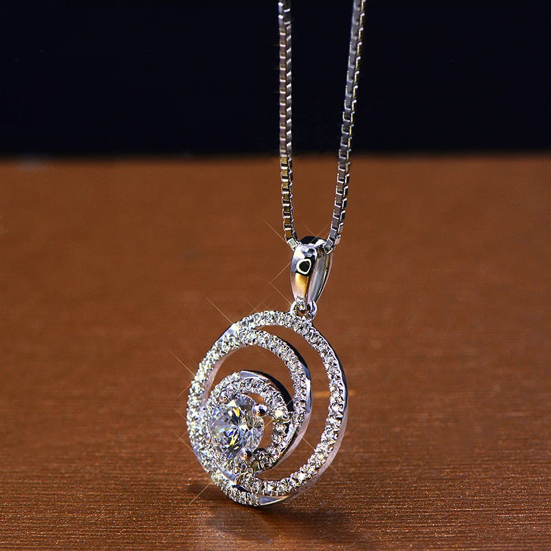 Kreative kreisförmige Anhänger Halskette mit funkelndem Kristall Cubic Zirkonia - Modischer Schmuck für Frauen