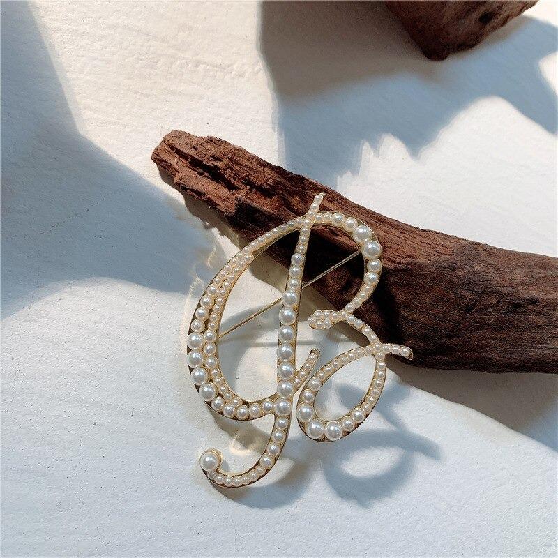 Koreanischer Buchstabe Initial Pearl Besetzt Brosche Pin