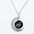 Kpop Stray Kids Mond Anhänger Halskette mit Glasdom Cabochon - Mode Schmuck Accessoires für K POP Studenten Fans Geschenke
